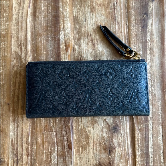 Authentic Louis Vuitton Empreinte Adele Wallet - Picture 3 of 16